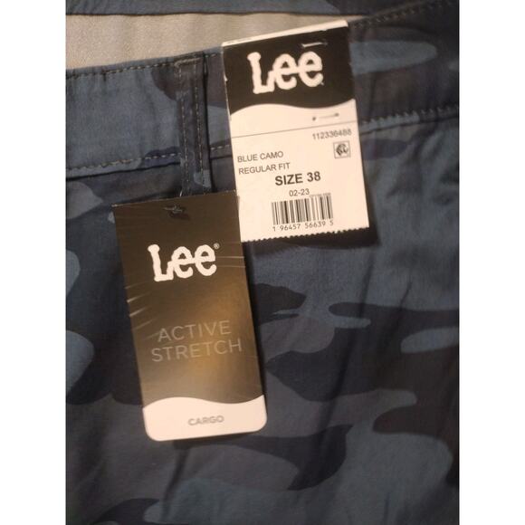 Lee Blue Camo Sz 38 Cargo Shorts Motion Flex Waist Stretch Fabric Lot Of 2 NWT - Picture 6 of 12